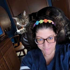 Meet your Posher, Alix